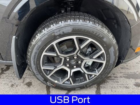 New 2025 Ford Maverick Lariat w/ 4K Tow Package AWD/4WD image 35