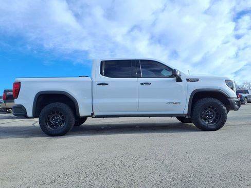 Used 2023 GMC Sierra 1500 AT4X w/ AT4X AEV Edition image 4