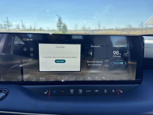 New 2026 Nissan Leaf SV+ w/ Illuminated Package FWD image 15