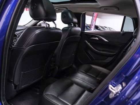 Used 2018 INFINITI QX30 Premium w/ Cargo Package image 35