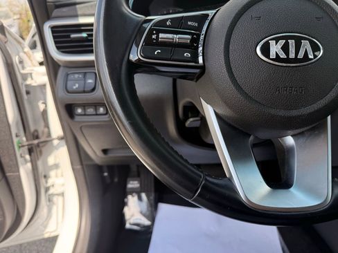 Used 2019 Kia Optima S FWD image 18