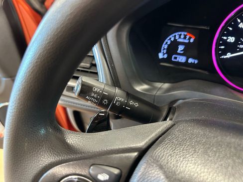 Used 2019 Honda HR-V EX image 19