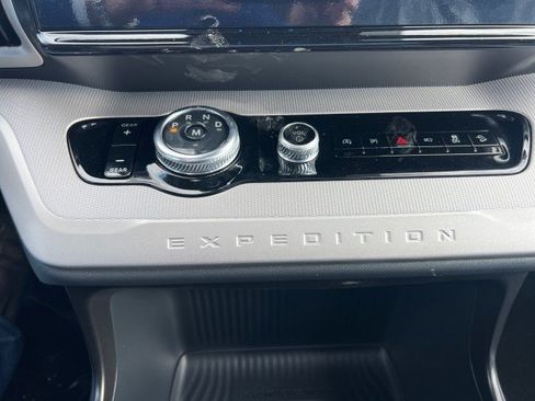 New 2026 Ford Expedition Max Active AWD/4WD image 13