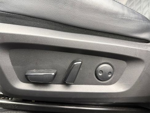 Used 2024 Mitsubishi Outlander SEL image 13