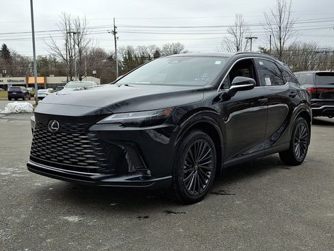 New 2026 Lexus RX 450h AWD image 2