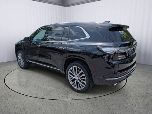 Certified 2025 Buick Enclave Avenir w/ Super Cruise Package FWD image 5