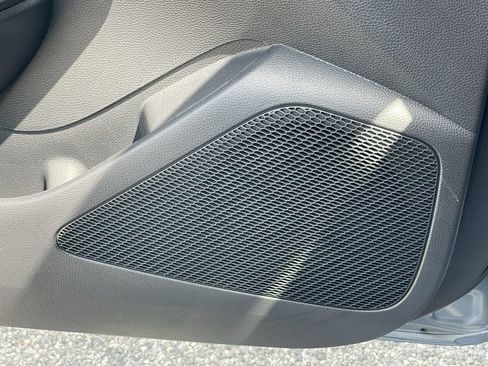 Used 2026 Toyota Corolla LE FWD image 5