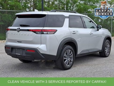 Used 2025 Nissan Pathfinder SV FWD image 9
