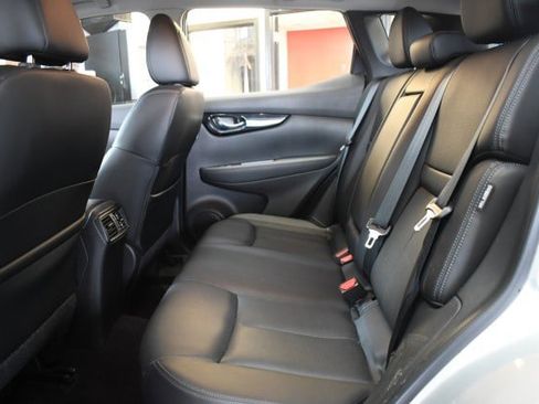 Used 2022 Nissan Rogue Sport SL AWD/4WD image 20