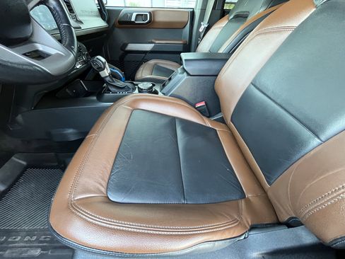Used 2022 Ford Bronco Outer Banks image 18