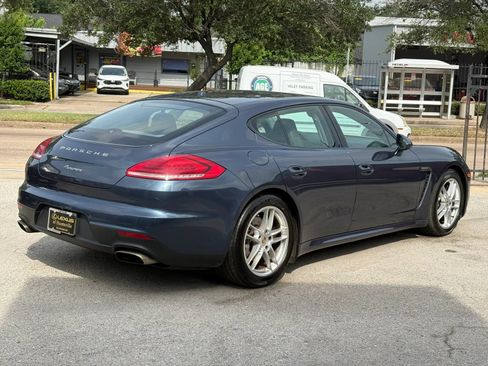Used 2015 Porsche Panamera 4 AWD/4WD image 4