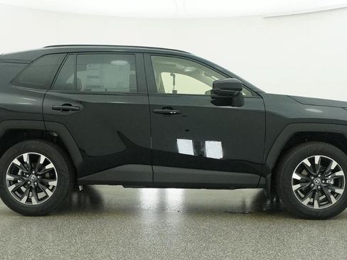New 2026 Toyota RAV4 FWD image 18