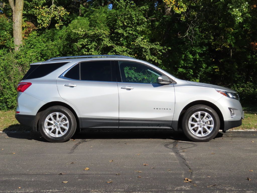 Used 2018 Chevrolet Equinox LT AWD/4WD image 2