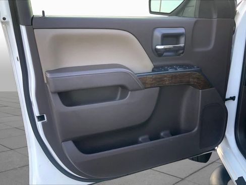 Used 2018 Chevrolet Silverado 1500 LT w/ All Star Edition RWD image 20