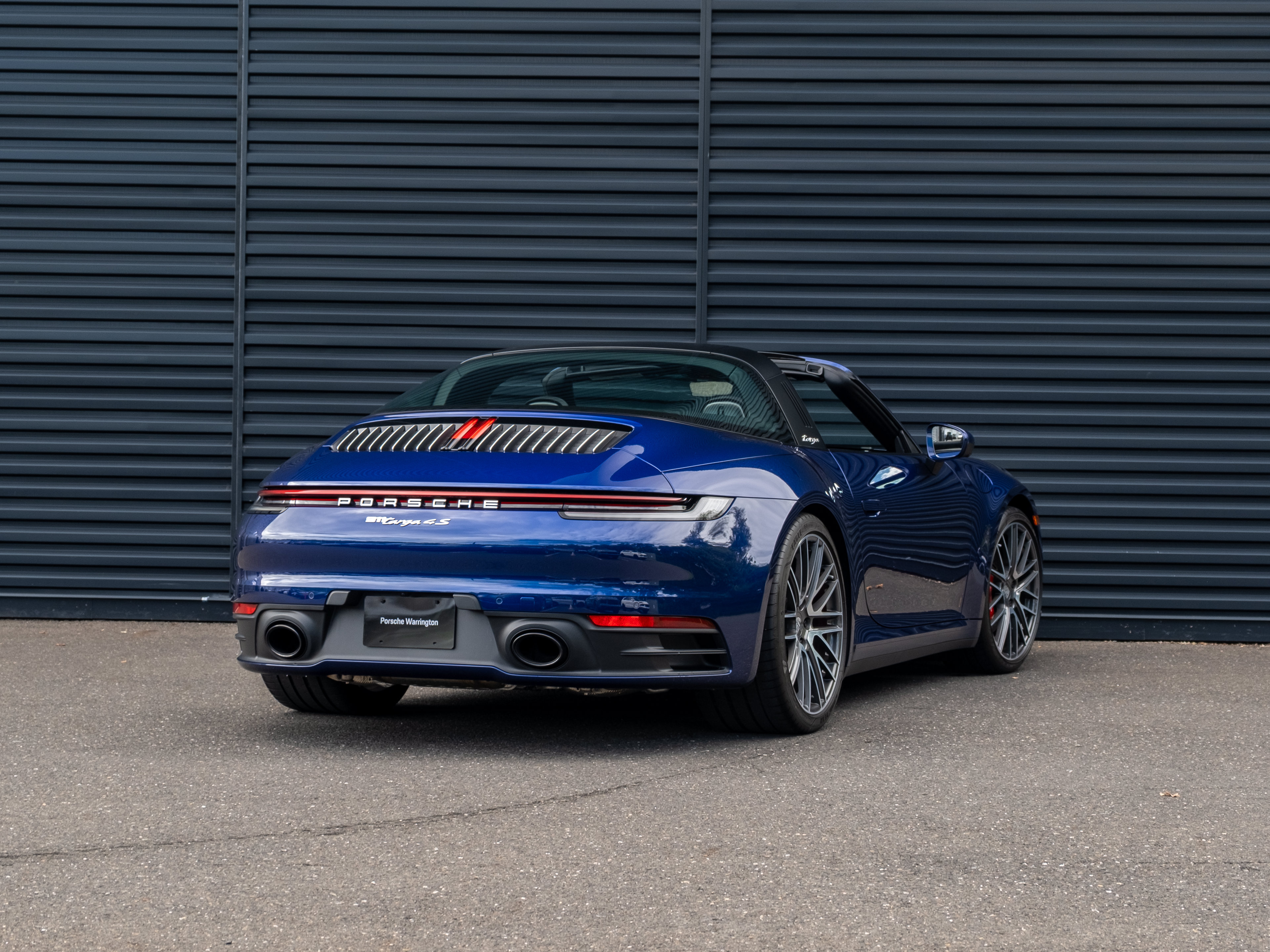 Certified 2024 Porsche 911 Targa 4S AWD/4WD image 8