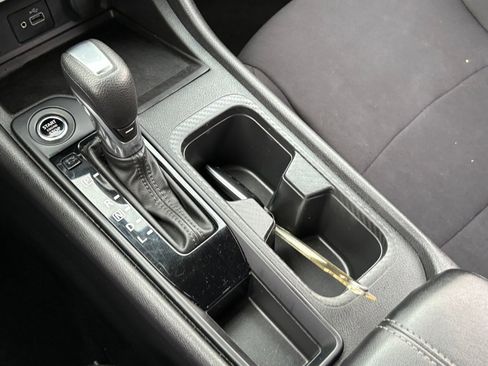 Certified 2024 Nissan Sentra S image 20