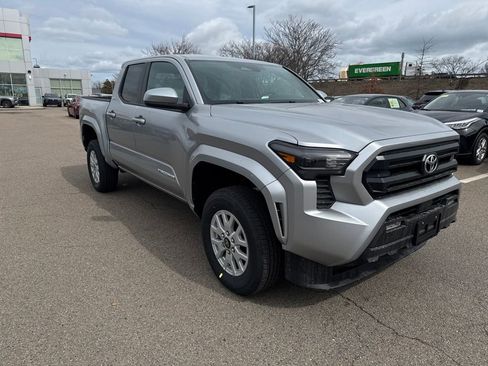 New 2026 Toyota Tacoma SR5 AWD/4WD image 9