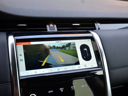 Used 2020 Land Rover Discovery Sport S image 22