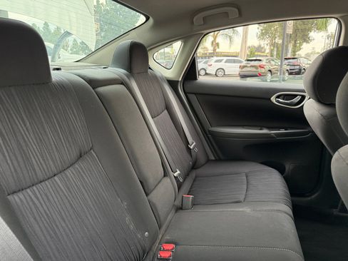 Used 2019 Nissan Sentra SV image 15