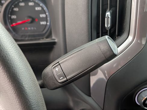 Used 2023 Chevrolet Silverado 1500 Custom image 30