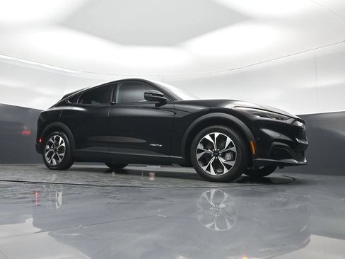 Used 2024 Ford Mustang Mach-E Select RWD image 3