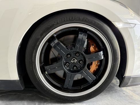 Used 2016 Nissan GT-R Black Edition AWD/4WD image 46