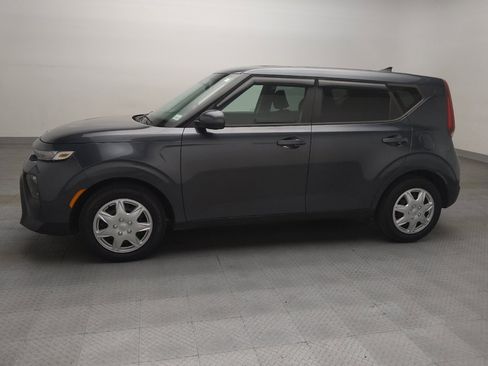 Used 2020 Kia Soul LX FWD image 2