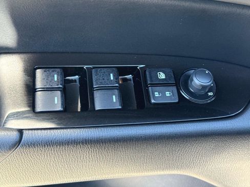 Certified 2025 MAZDA CX-5 AWD 2.5 S w/ Preferred Package image 19
