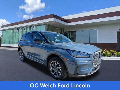 Certified 2025 Lincoln Corsair FWD w/ Equipment Group 101A image 3