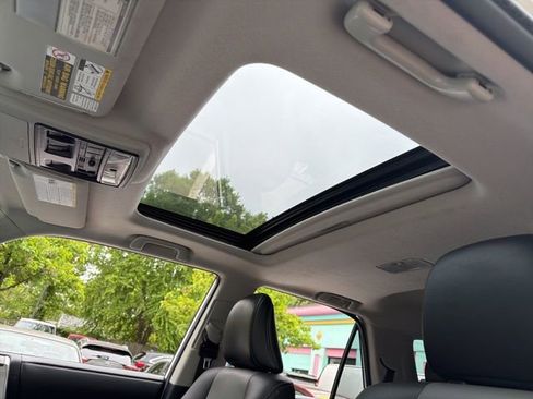 Used 2014 Toyota 4Runner SR5 Premium AWD/4WD image 14