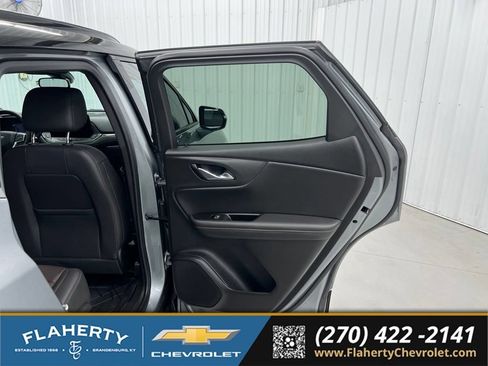 Used 2024 Chevrolet Blazer RS FWD image 12