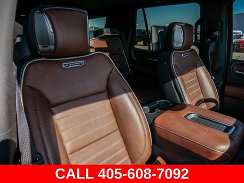 Used 2023 GMC Yukon Denali Ultimate AWD/4WD image 21