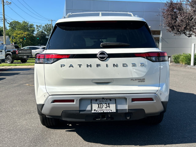 Certified 2023 Nissan Pathfinder Platinum w/ Cargo Package AWD/4WD image 3