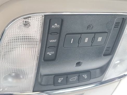 Used 2018 Dodge Durango GT w/ Premium Group AWD/4WD image 31
