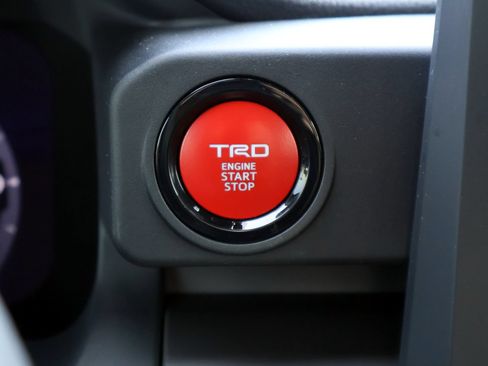 Used 2024 Toyota Tacoma TRD Off-Road AWD/4WD image 24
