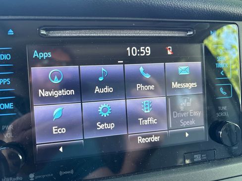 Used 2017 Toyota Sienna XLE Premium FWD image 30