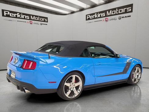 Used 2010 Ford Mustang GT Premium RWD image 6