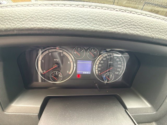 Used 2012 RAM 3500 Laramie w/ Cold Weather Group AWD/4WD image 18