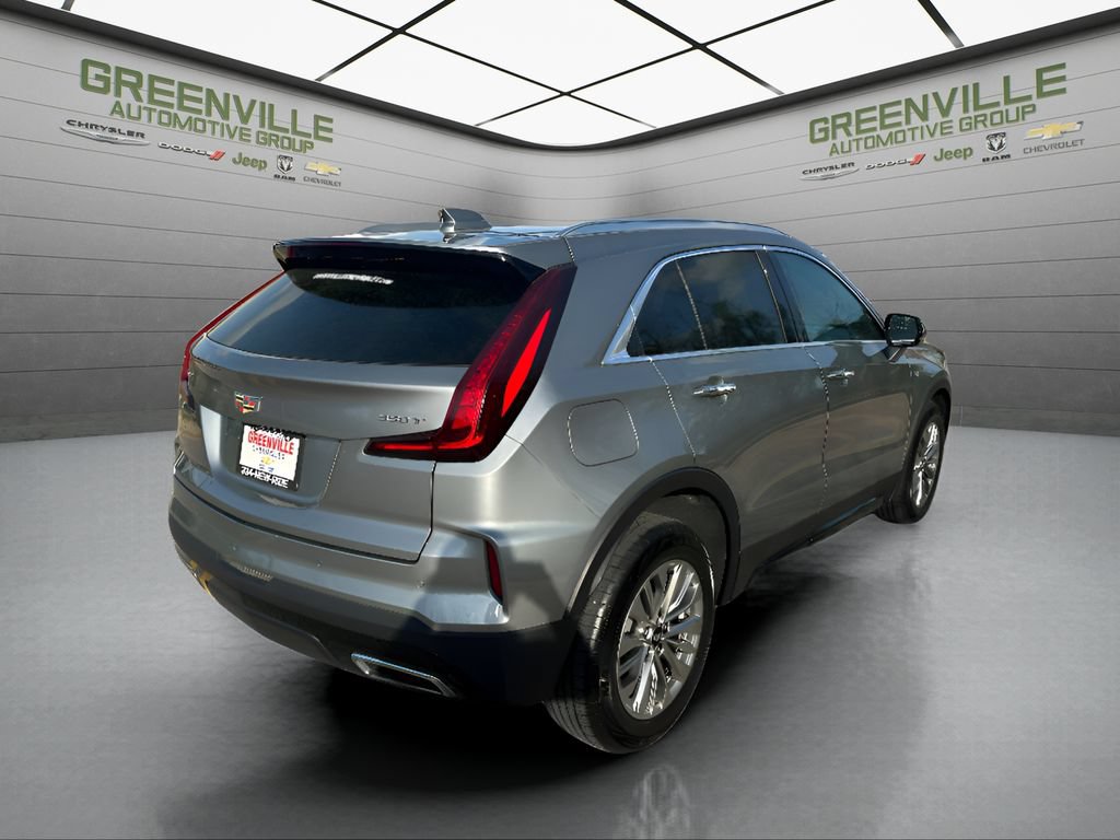 Used 2024 Cadillac XT4 Premium Luxury FWD image 5