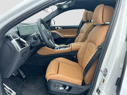 New 2026 BMW X6 M60i AWD/4WD image 18