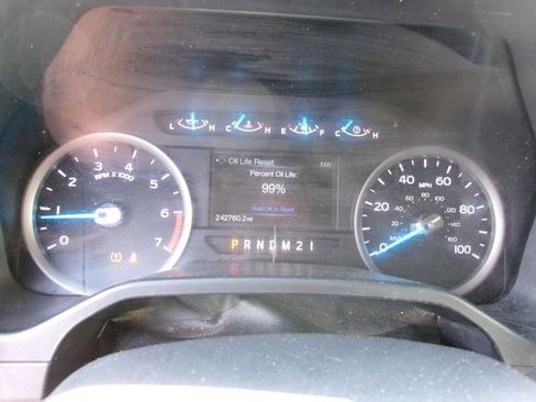 Used 2017 Ford F250 XLT image 14