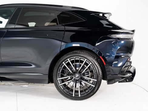 Used 2025 Aston Martin DBX 707 image 40
