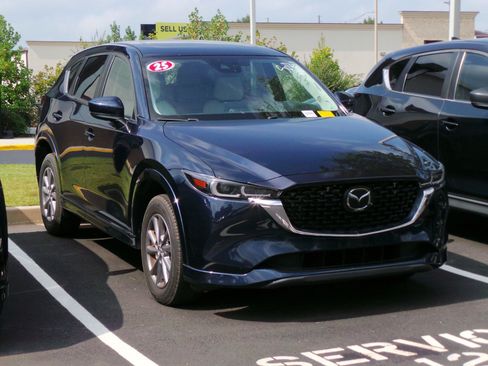 Certified 2025 MAZDA CX-5 AWD 2.5 S w/ Preferred Package image 2