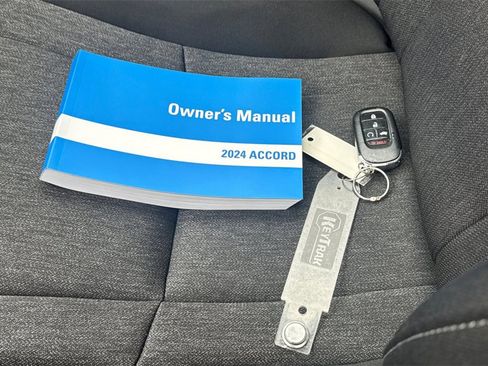 Used 2024 Honda Accord EX image 10
