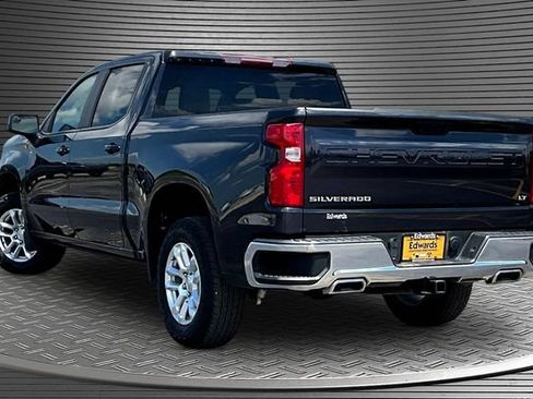 Used 2023 Chevrolet Silverado 1500 LT w/ Z71 Off-Road Package AWD/4WD image 4