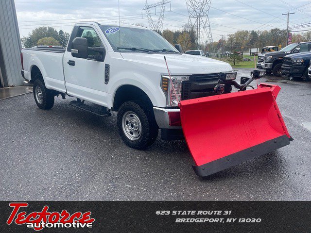 Used 2018 Ford F250 XL w/ Power Equipment Group AWD/4WD image 1