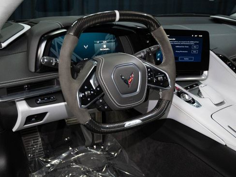 Used 2024 Chevrolet Corvette Z06 RWD image 12