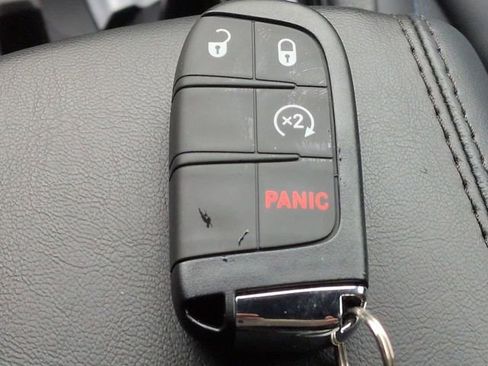 New 2026 Jeep Compass Latitude image 30