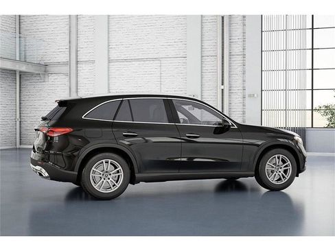 New 2026 Mercedes-Benz GLC 300 4MATIC image 18