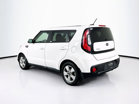 Used 2017 Kia Soul image 5